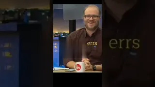 ضایع شدن محمد رضا شهبازی مجری برنامه پاورقی شبکه افق رو آنتن  اسکل نظام  صدا و سیما دندنها