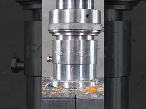 Things Escalated Quickly 😳💎💥#hydraulicpress #unexpected #crushingthings