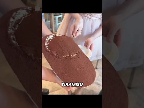 Wanita Ini Punya Trik Jenius untuk Mendapatkan Kue Gratis #shorts #shortsviral