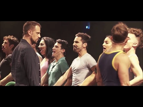 CHORUS LINE - www.martinwullich.com