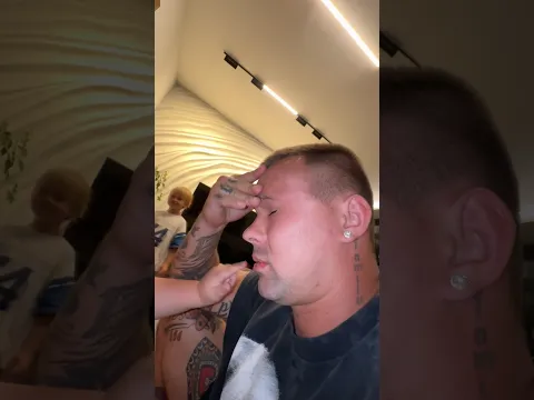 Помадой красить не надо 🥲