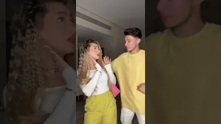 بس بس لو سمحت شايف القمر الي منور فوق أنا بس قاعد تحت تيك توك لانا ومصطفى لاناولين Shorts  بس بس لو سمحت شايف القمر الي منور فوق أنا بس قاعد تحت تيك توك لانا ومصطفى لاناولين Shorts