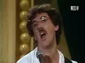 Charly Garcia - Nos Siguen Pegando Abajo (Noche De Gigantes, Chile 1984)