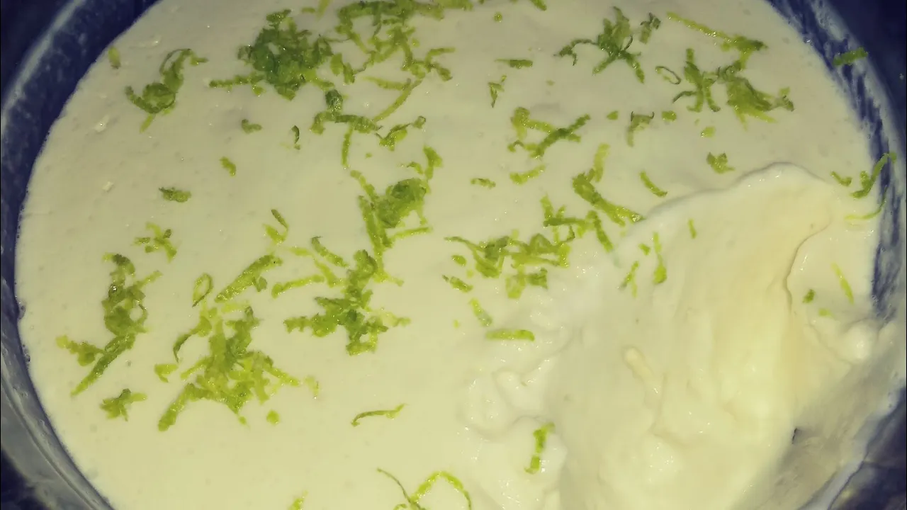 RECHEIO MOUSSE DE MORANGO PARA BOLOS SUPER FÁCIL E RÁPIDO. 
