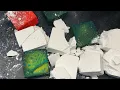 Download Lagu Gym chalk samples 2 textures super soft and gritty soft (dense powdery)