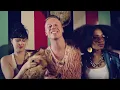 MACKLEMORE & RYAN LEWIS - THRIFT SHOP FEAT. WANZ (OFFICIAL VIDEO)