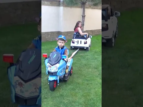¡Chase llevó el jeep al taller mecánico! 🚓🔧
