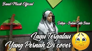 Download Siti Nurhaliza Bukan Cinta Biasa | Cover Satiya Amara Syakilla MP3