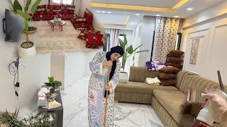 سيبت لهم البيت ومشيت وقولت اخد اجازة جيت لقيت الهم ورأيا 