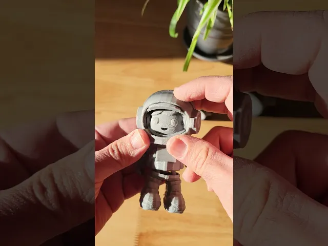 ASTROPAL - The cute astronaut video thumbnail