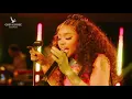 Download Lagu SZA - broken clocks (live in bloom)