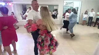 Вчора була дівка на коду СтереоBAND 