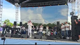 Amor Pirata en vivo- Willie González