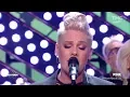 Download Lagu P!nk - What About Us (live on Quotidien 05-12-2017) HD
