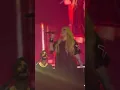 Download Lagu Avril Lavigne performing \