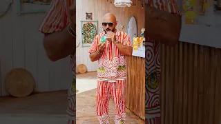 فايتك كتير لو لسه مسمعتش أغنية عسيلي الجديدة مع أصلان دي دماغي وفايتك أكتر لو مجربتش التروبيكال 