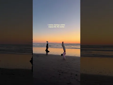 Trust me, I have 5 of them… that makes me an expert 😁💗 #Sunset #Handstand #PNW #Family #Sisters
