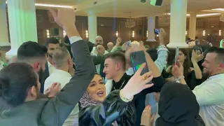 الفنان علي مدلج نحنا فوق من أعراس آل زعيتر      دندنها
