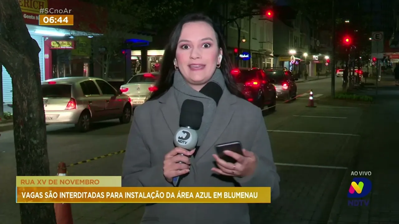 Vagas de estacionamento na Rua XV de Novembro em Blumenau são interditadas nesta quarta-feira