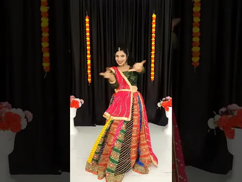 जब कान्हा ने बंशी बजाई | Mere Kanha Ne Banshi Bajai | Krishna Janmashtmi Special Viral Dance Video