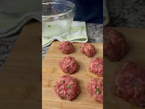 Download MP3 Spaghetti con albóndigas 🍝 amo esta receta !!! Fácil , rápida y deliciosa 🤤