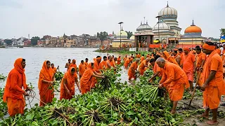 🙎🏻 Cleaning the Baba Mahendranath Pond 🫣 #Mehndar #siswan #siswan #sawan #viralvideo