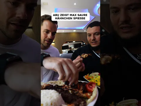 Abu zeigt Max saure Hähnchenspieße 🤯🤤