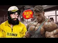 Lagu Cleaner Destroys BODYBUILDER in 5 Seconds ⚡|  Anatoly GYM PRANK