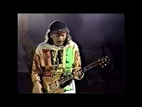 Download MP3 Santana - Why Can't We Live Together Live In Santiago 1992