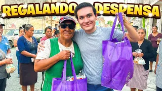 Regalando Despensas A Todas Las Personas Trabajadoras!!!