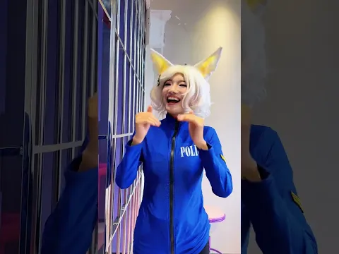 The puppy sings