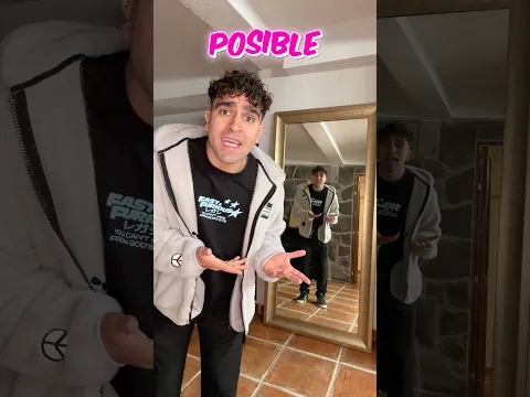 Compré un espejo que refleja al revés 😱😰😭😪