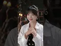 수석 여학생이 수인 세계로 환생하여 검은 뱀의 아내가 된다! 검은 뱀 수인의 압도적인 보호 아래 저항하던 그녀는 점차 그에게 빠져들고, 부족을 정상으로 이끈다!
