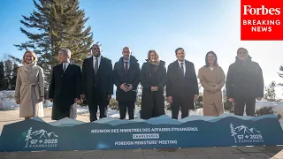 Sec Marco Rubio Poses In A Family Photo At The G7 Foreign Ministers Meeting In Charlevoix Quebec 