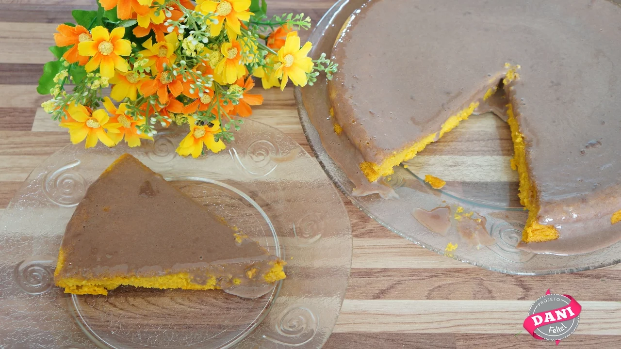 RECEITA: BOLO DE CENOURA COM COBERTURA DE CHOCOLATE FIT