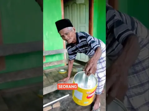 Kisah Haru, Kakek Yang Tidak Punya Mangkuk