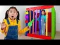 Download Lagu Maddie Saves Eva from Jail! Friendship Challenge Game 💥