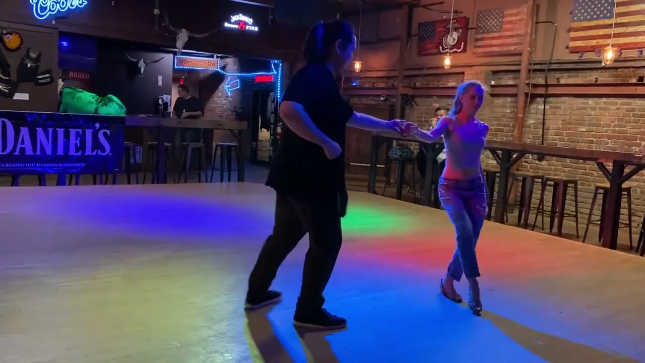 Kono & Maggie Moreno @ 916 Swing (5/17/22)