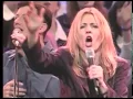 Download Lagu Darlene Zschech - Shout to the Lord (Live)