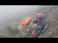 Download Lagu Agam Rinjani and the joint SAR team evacuate climbers from abroad including Juliana Marins