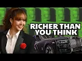 How Much Is BLACKPINK s LISA Worth In 2025