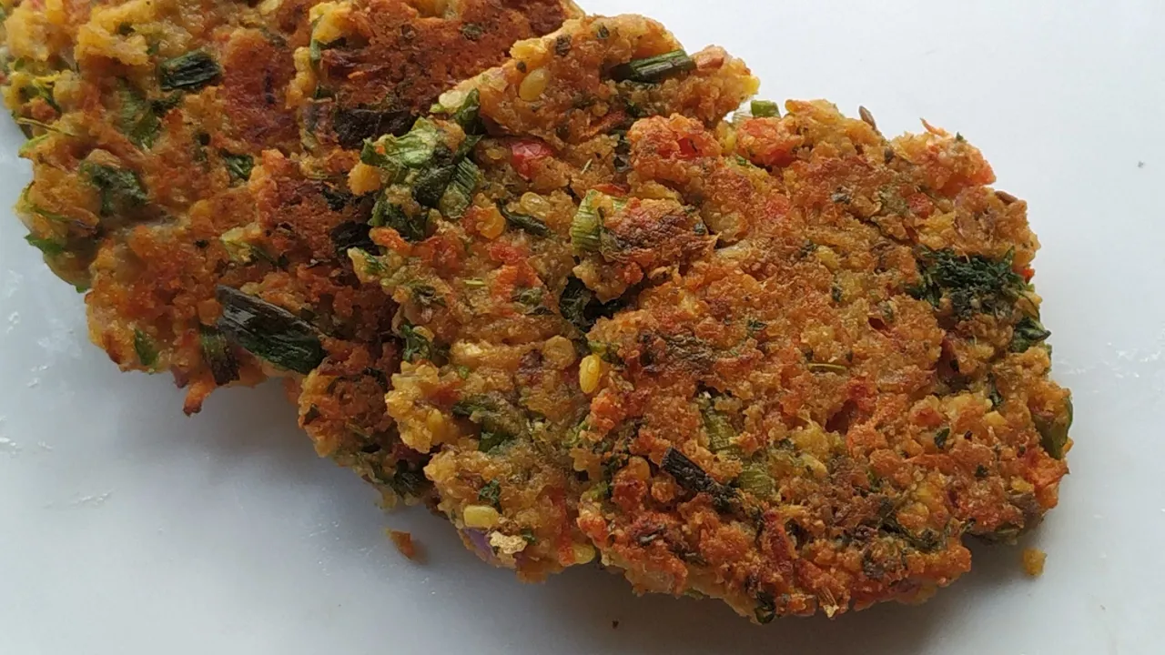 Gluten-Free Oats Moong Dal Tikki/Tasty Veg Tiffin for Weight Loss/Instant Breakfast/ Snacks/Dinner"