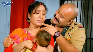 पुलिसवाले ने उस औरत की मजबूरी का उठाया फायदा