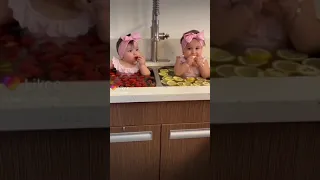 اطفال تؤام تونز بنات حلوين 