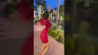 الأحمر لون الحب و العشق جنى الحفار جنى غيث غيث سارة غيث مروان Explore 