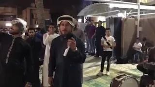 الفنان احمد الطيب موال المايدري بهم الكلب عليش بينه يلوم مع العازف مروان الشاوي دندنها