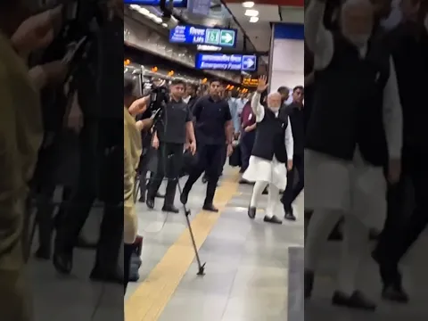 PM Modi at Delhi Metro Station
