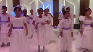 انشودة نحن فتيات القرآن من حفل تكريم طالبات دار أنوار الهداية ما شاء الله تبارك الرحمن اللهم بارك دندنها