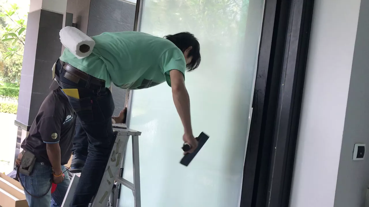 How to apply window film - glass film Installation - 3M Cloud - Fasara