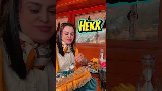 ماهي نيم متري رستوران محلي مجارستان             اقوام دندنها